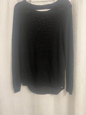 Only Women’s Black Crewneck Lightweight Knit Sweater